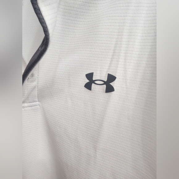 Under Armour men's pilot size large - Picture 4 of 6
